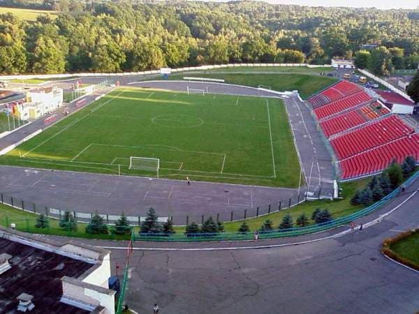 Imagen del estadio Stadyen Junatsva