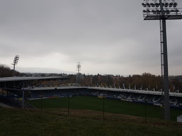 Imagen del estadio Stadion u Nisy