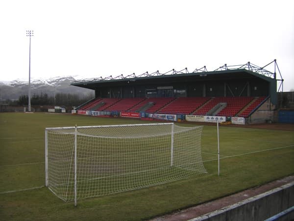 Imagen del estadio Forthbank Stadium