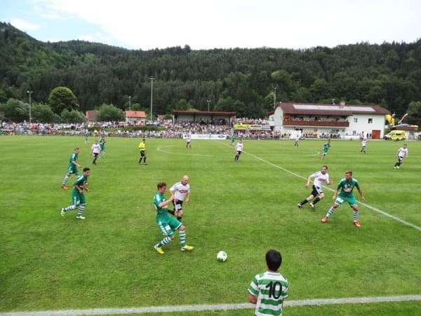 Imagen del estadio Pittentalstadion