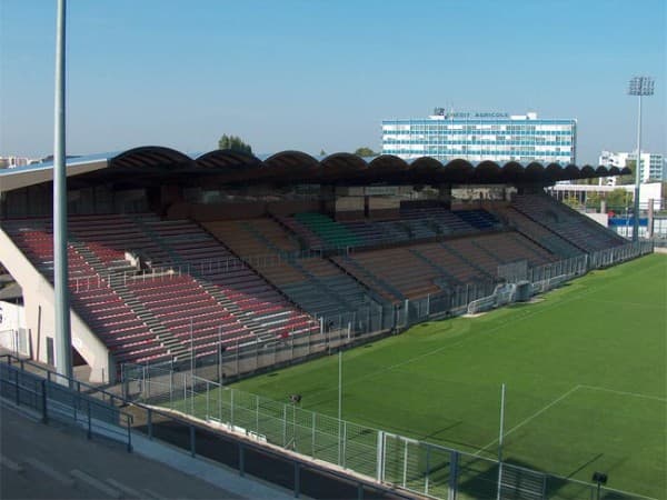 Imagen del estadio Stade Raymond-Kopa